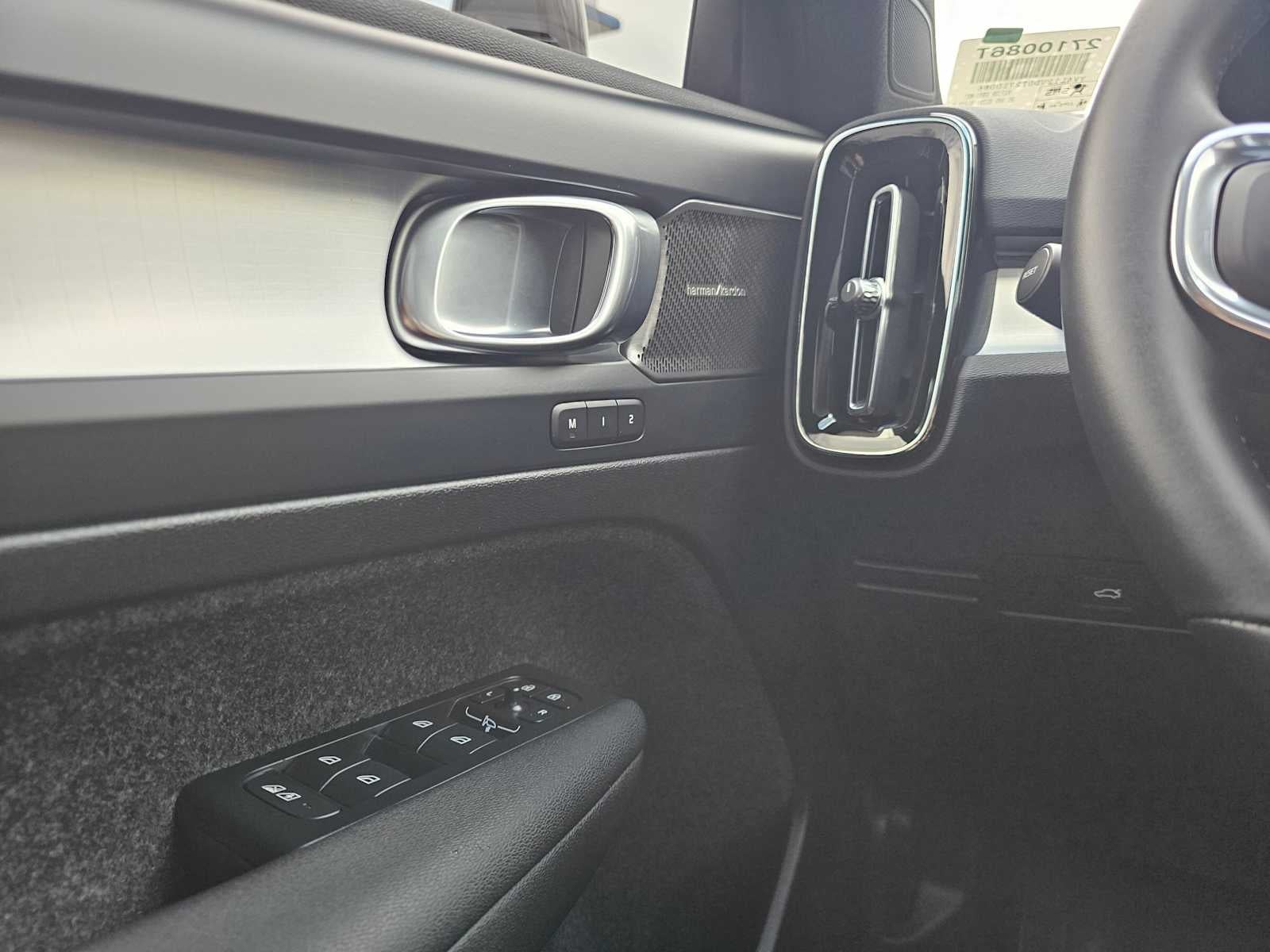 2026 Volvo XC40 Ultra Black Edition