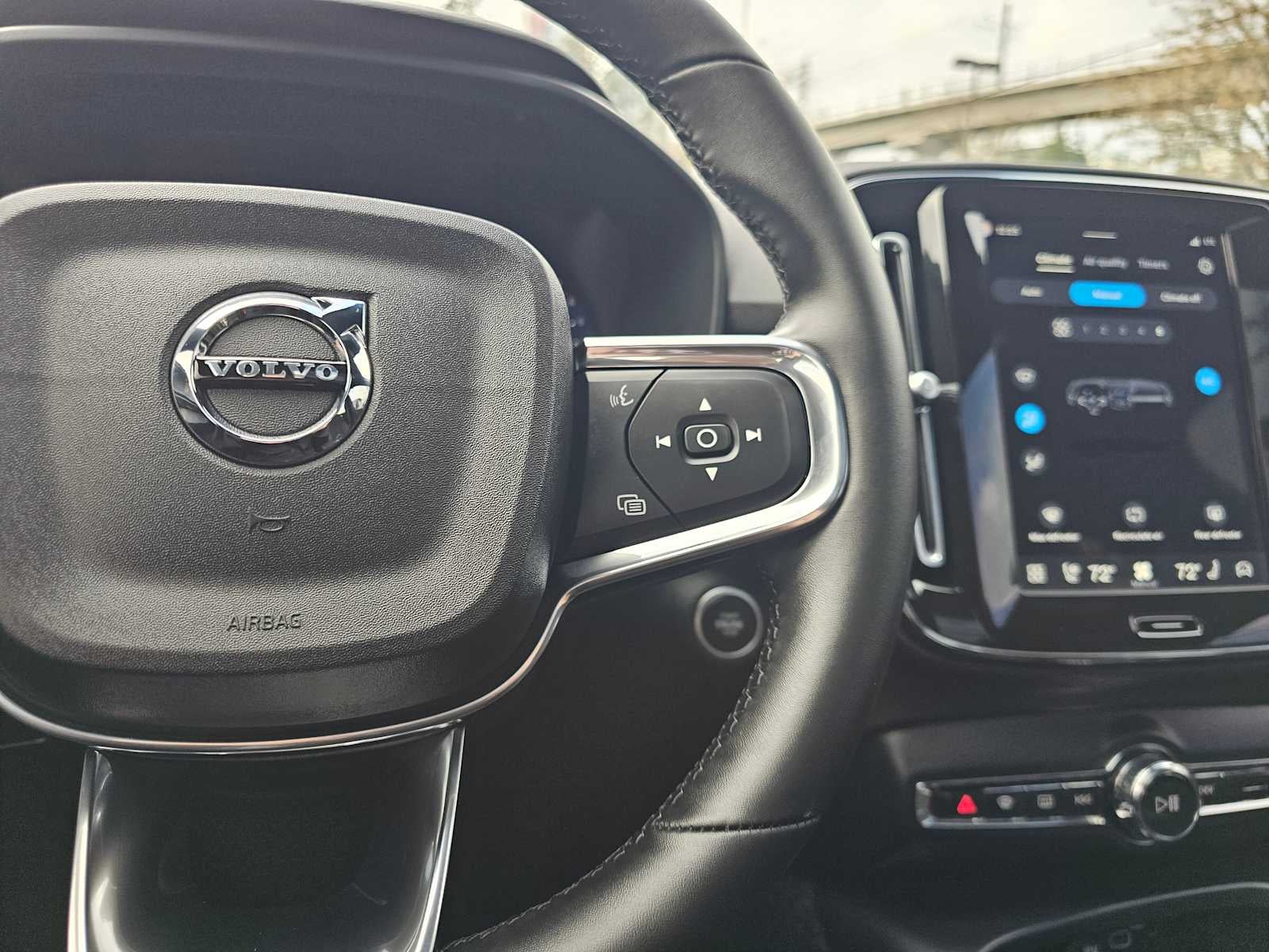 2026 Volvo XC40 Ultra Black Edition