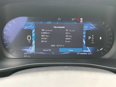 2025 Volvo XC40 Plus Bright Theme