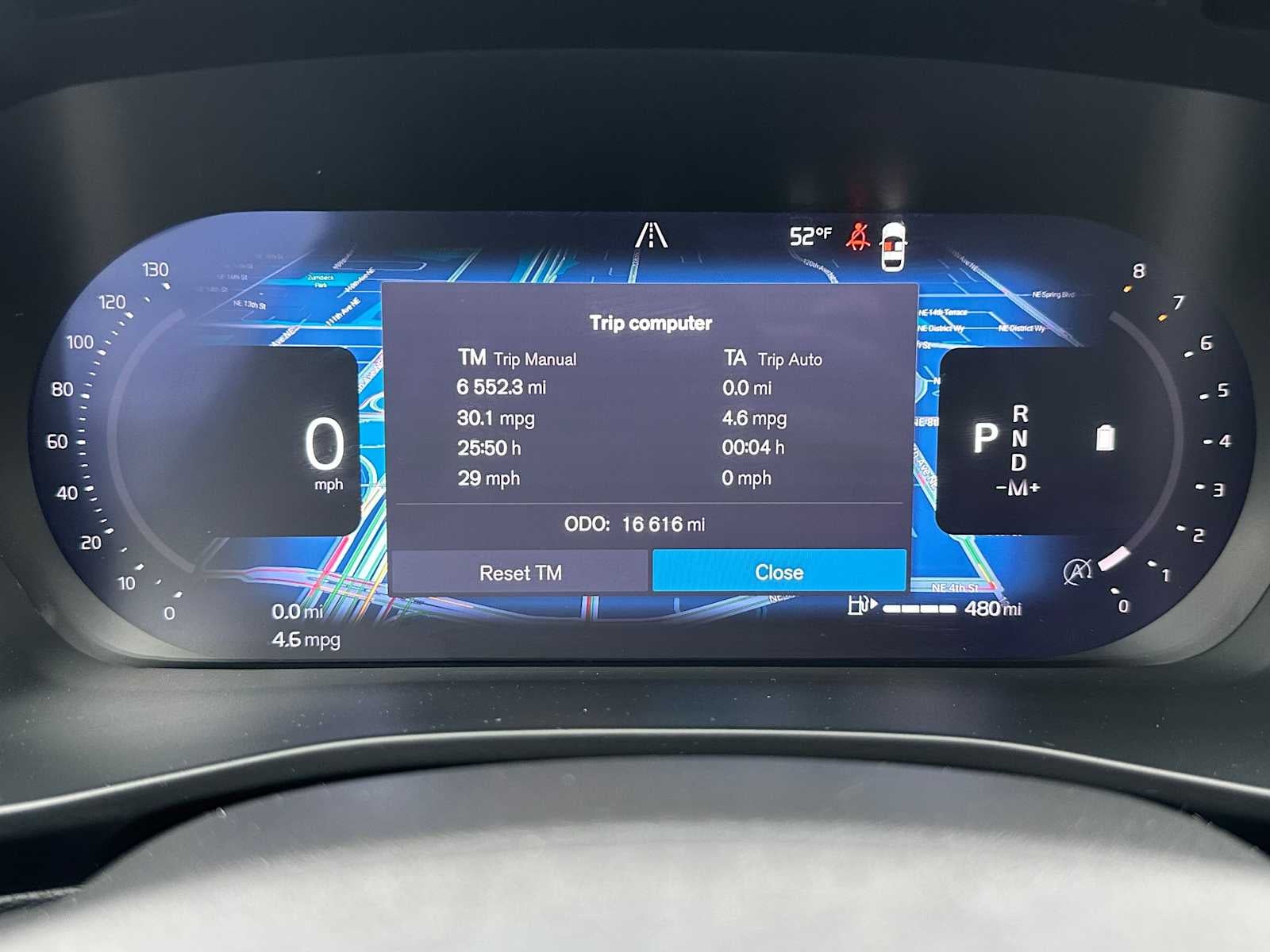 2025 Volvo XC40 Plus Bright Theme