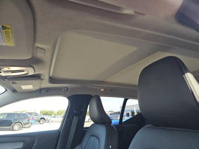 2025 Volvo XC40 Plus Bright Theme