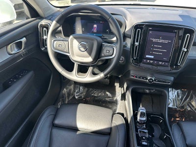 2025 Volvo XC40 Plus Bright Theme