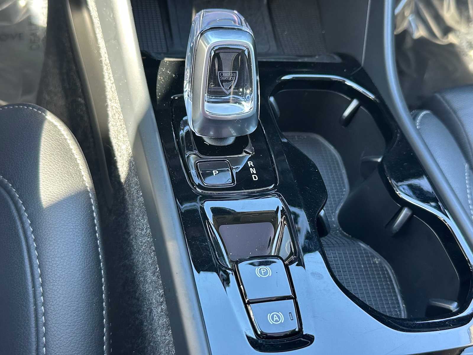 2025 Volvo XC40 Plus Bright Theme