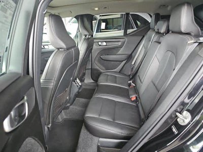 2025 Volvo XC40 Plus Bright Theme