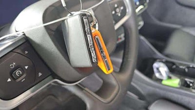 2025 Volvo XC40 Plus Bright Theme