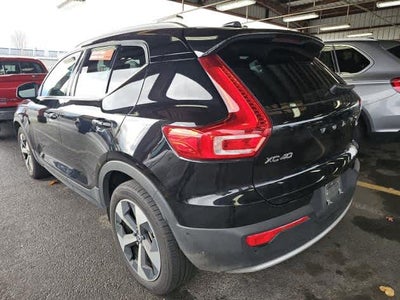 2025 Volvo XC40 Plus Bright Theme