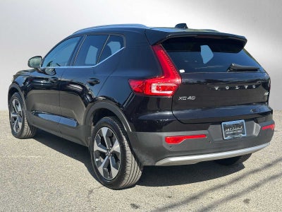 2025 Volvo XC40 Plus Bright Theme