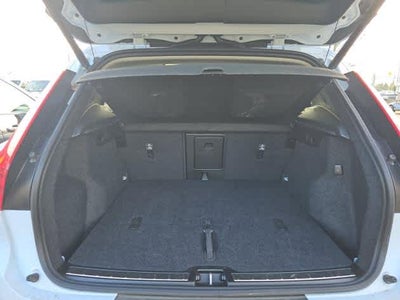 2025 Volvo XC40 Plus Bright Theme