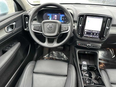 2025 Volvo XC40 Plus Bright Theme
