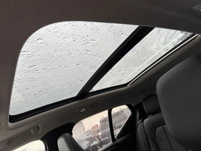 2025 Volvo XC40 Plus Bright Theme