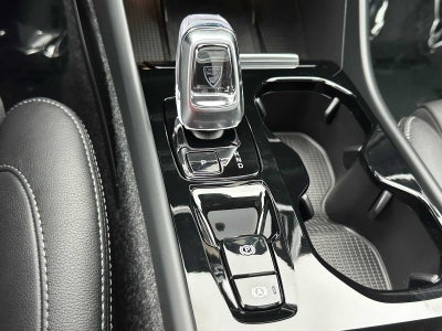 2025 Volvo XC40 Plus Bright Theme