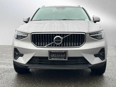 2025 Volvo XC40 Plus Bright Theme