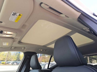 2025 Volvo XC40 Core Bright Theme