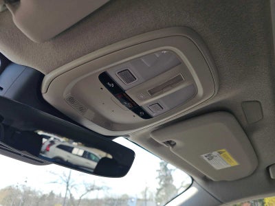 2025 Volvo XC40 Core Bright Theme