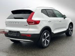 2025 Volvo XC40 Core Bright Theme