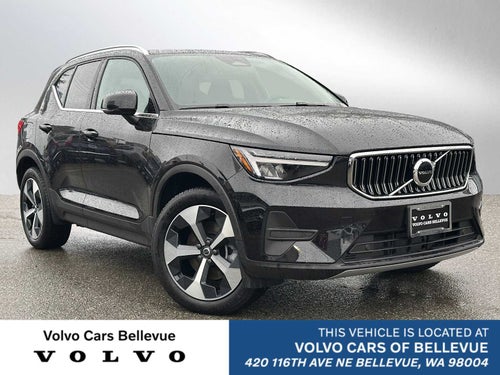 2025 Volvo XC40 Core Bright Theme