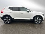 2025 Volvo XC40 Core Bright Theme