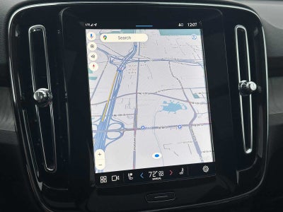 2025 Volvo XC40 Core Bright Theme