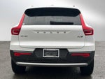 2025 Volvo XC40 Core Bright Theme