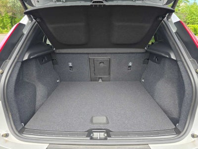 2026 Volvo XC40 Core