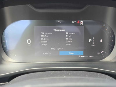 2026 Volvo XC40 Core