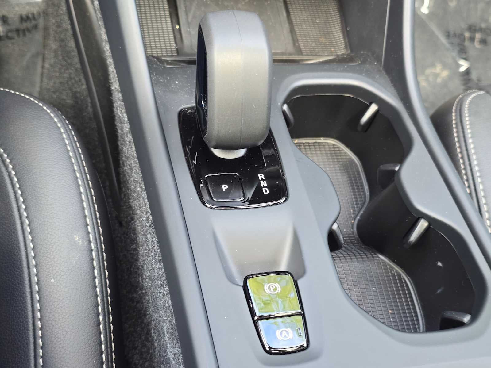 2026 Volvo XC40 Core