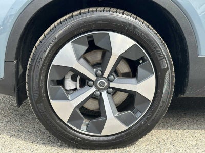 2023 Volvo XC40 Plus Dark Theme