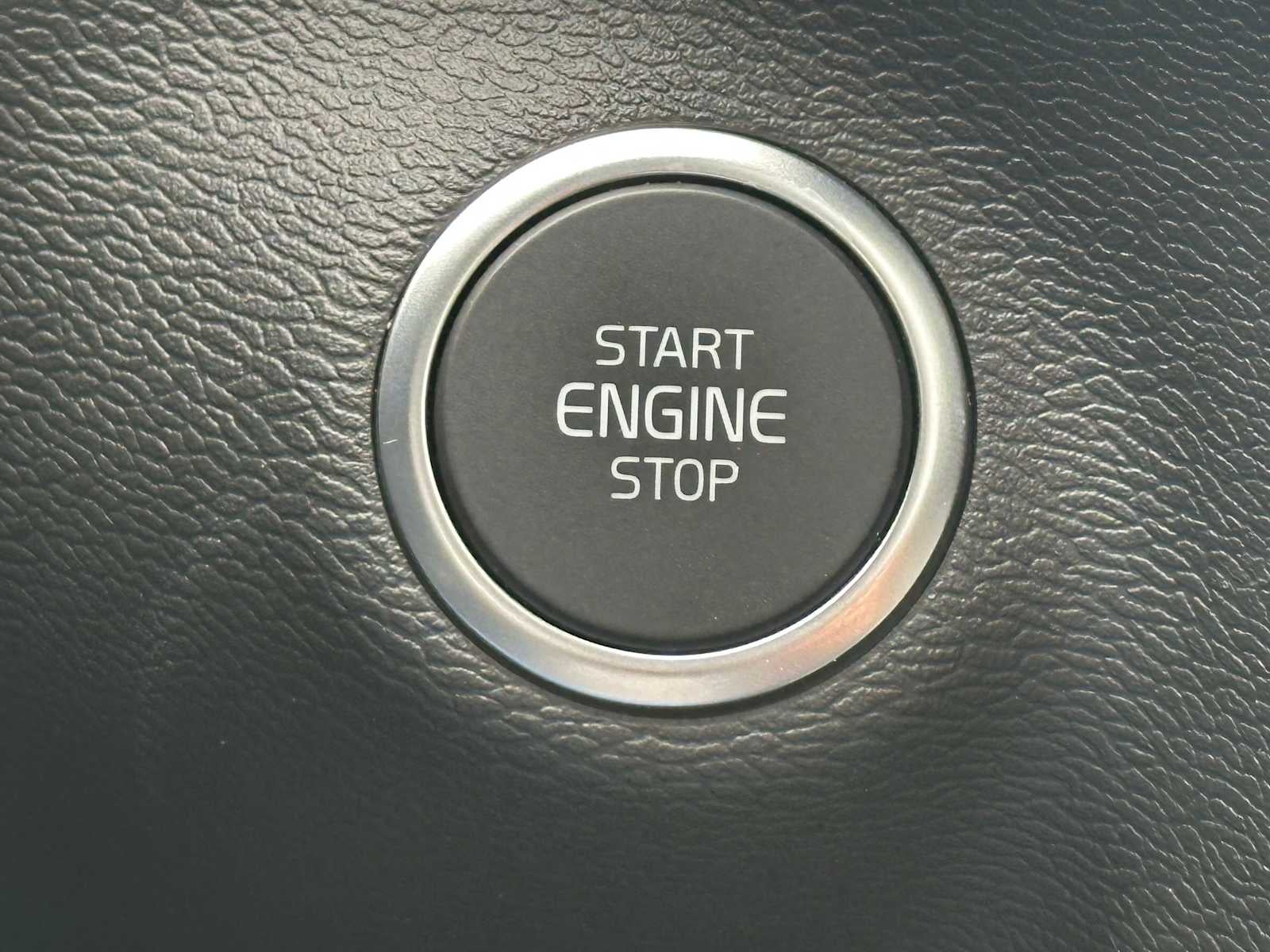 2026 Volvo XC40 Ultra