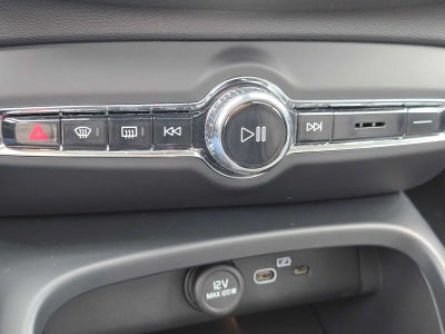 2026 Volvo XC40 Ultra