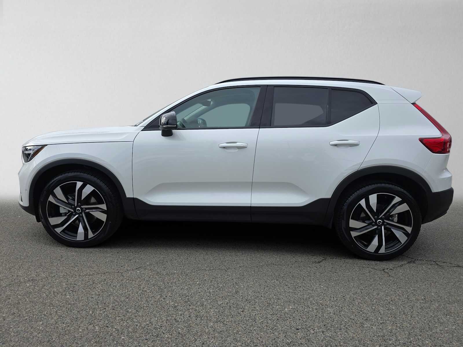 2026 Volvo XC40 Ultra
