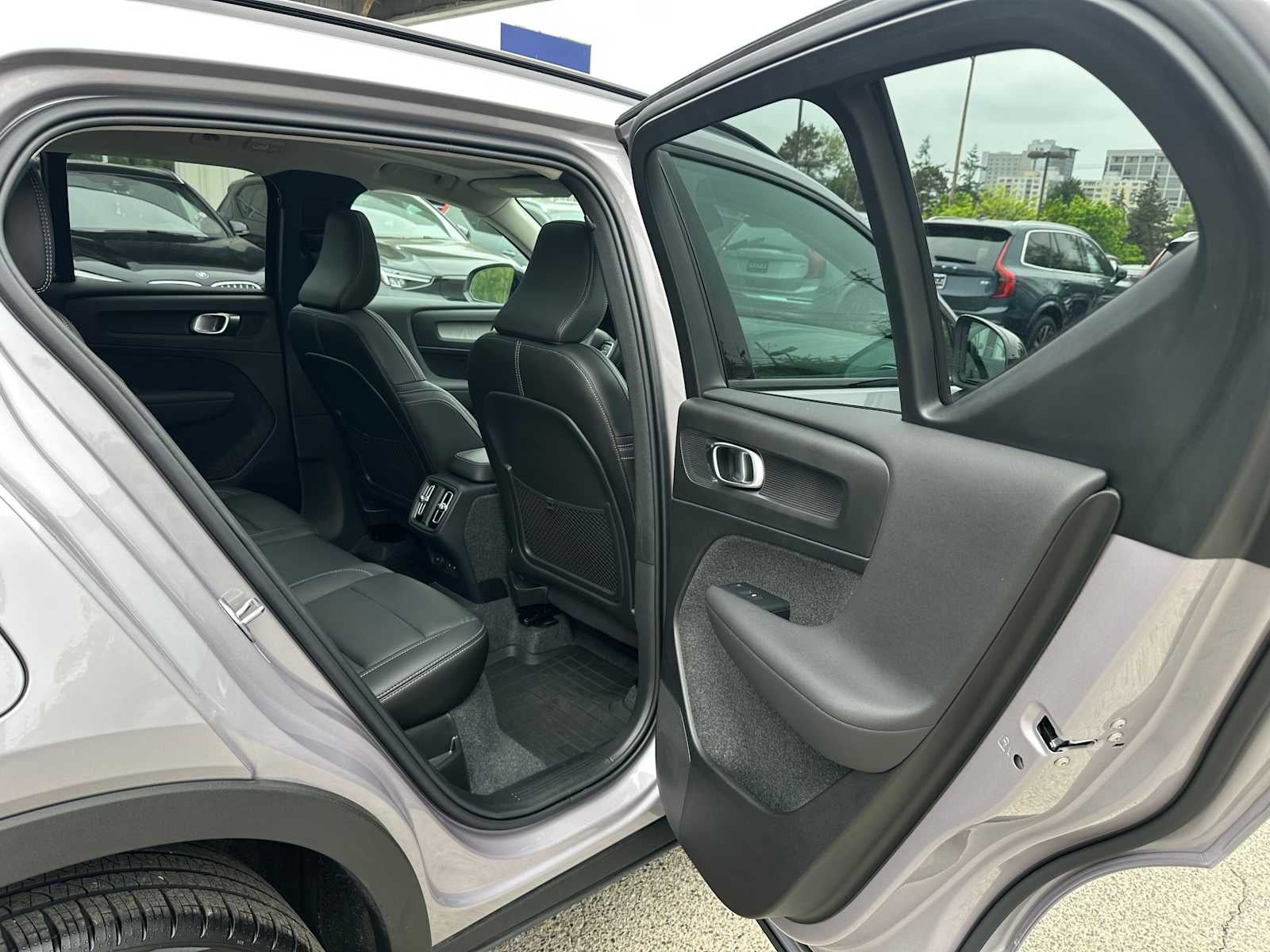 2026 Volvo XC40 Ultra