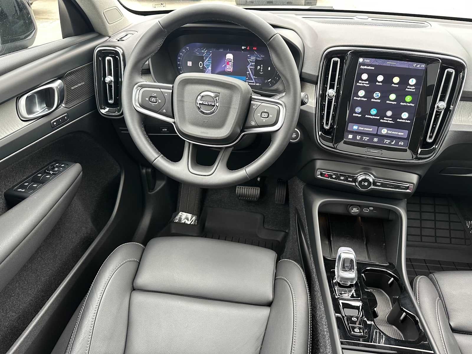 2026 Volvo XC40 Ultra