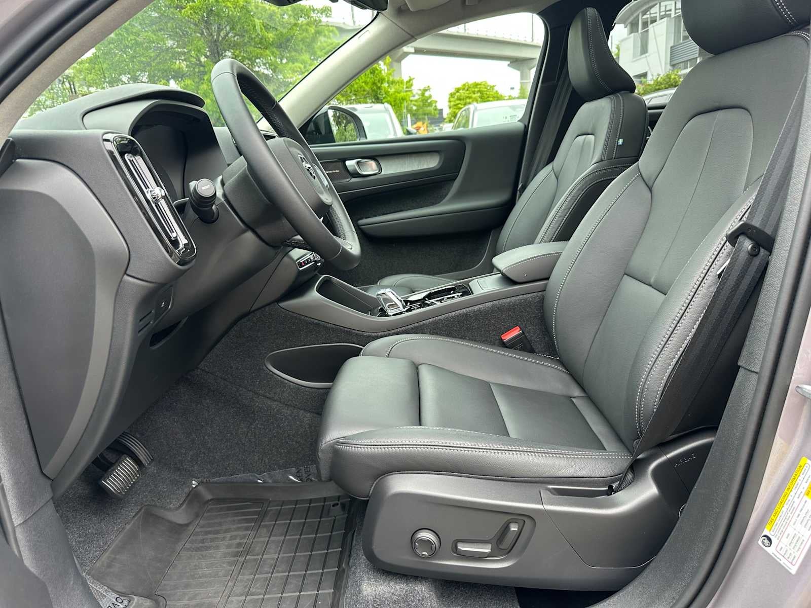 2026 Volvo XC40 Ultra