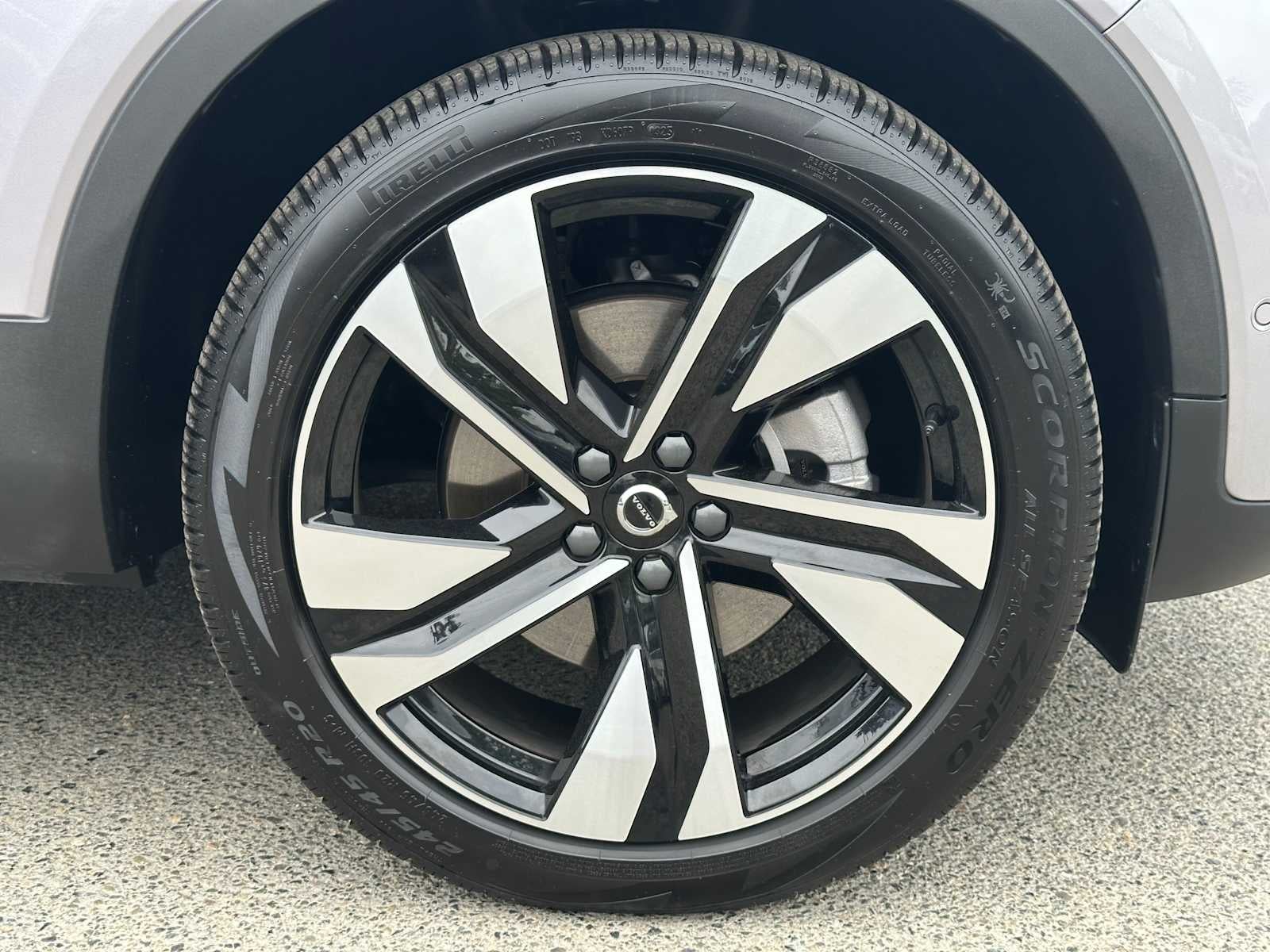 2026 Volvo XC40 Ultra
