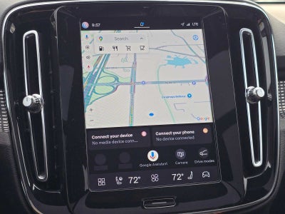 2023 Volvo XC40 Plus Dark Theme