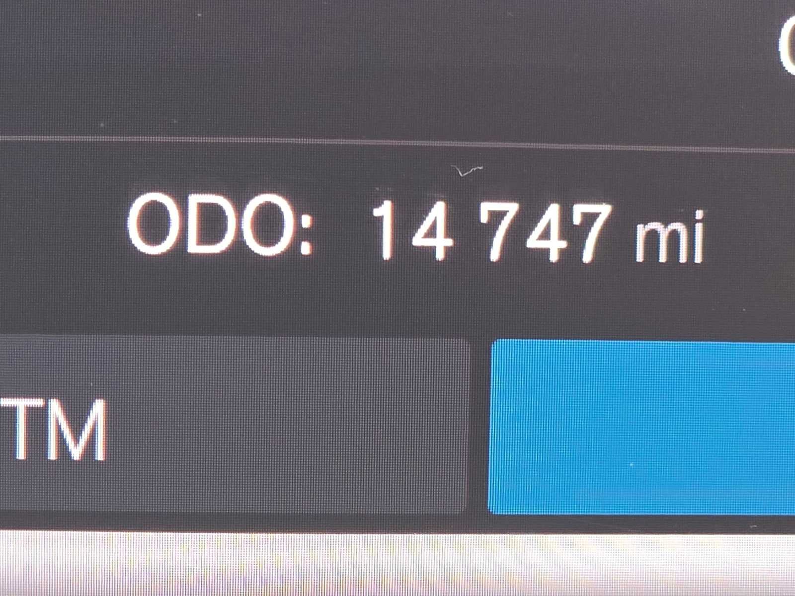 2023 Volvo XC40 Plus Dark Theme