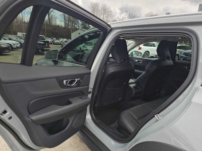 2025 Volvo V60 Cross Country Plus