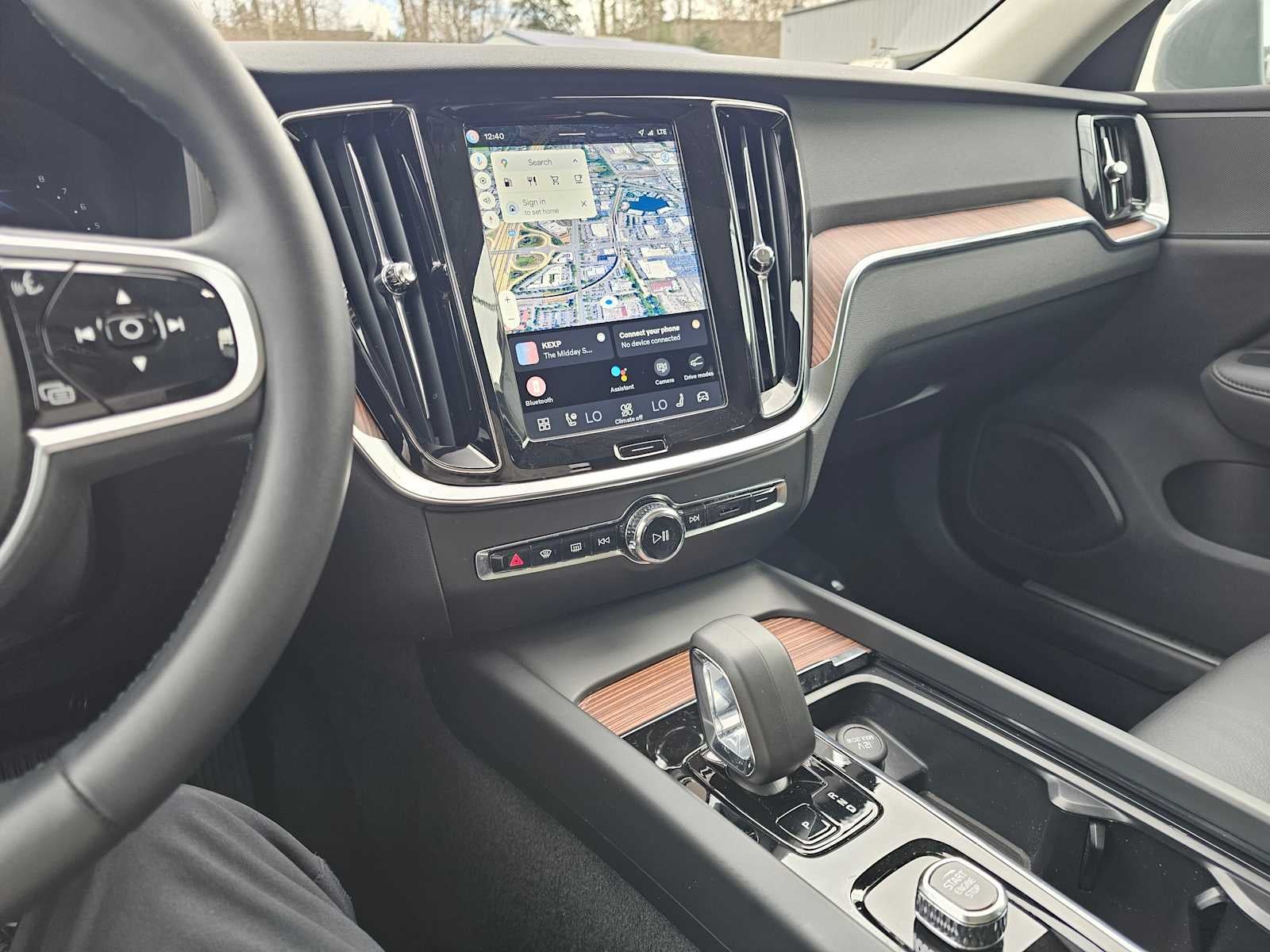 2025 Volvo V60 Cross Country Plus