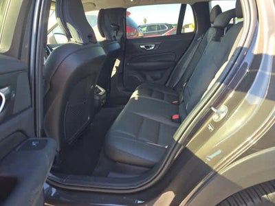 2025 Volvo V60 Cross Country Plus