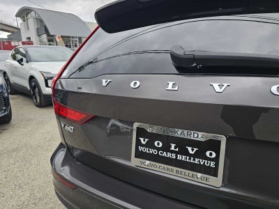 2025 Volvo V60 Cross Country Plus
