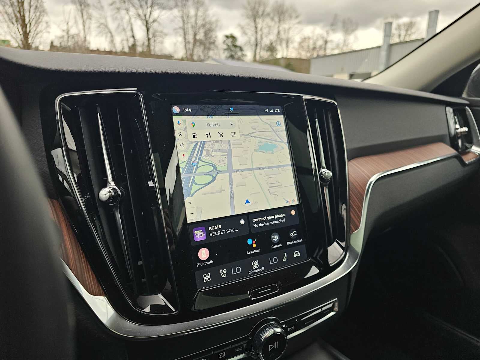 2025 Volvo V60 Cross Country Plus