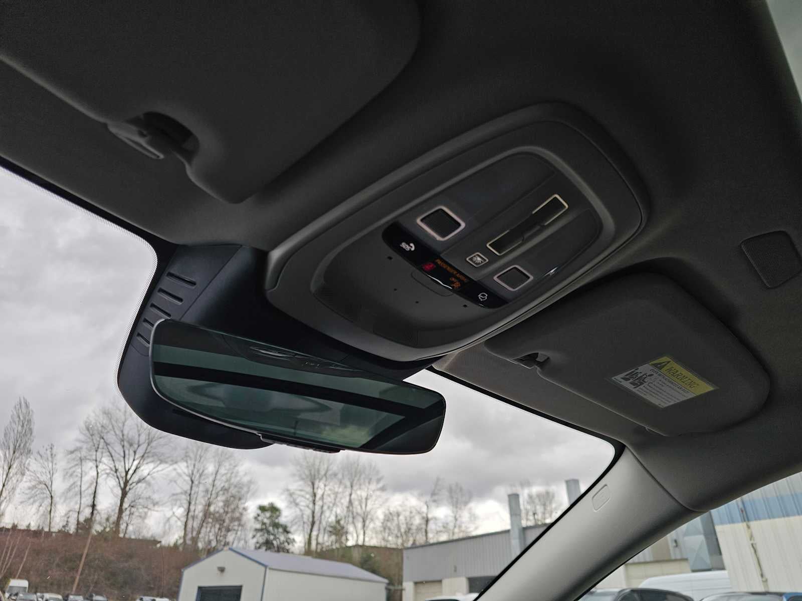 2025 Volvo V60 Cross Country Plus