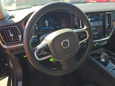 2025 Volvo V60 Cross Country Plus