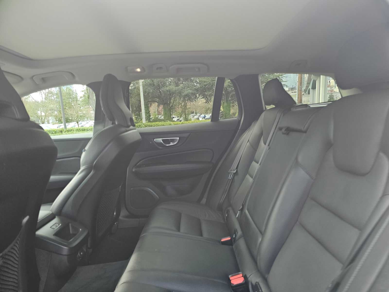 2025 Volvo V60 Cross Country Plus