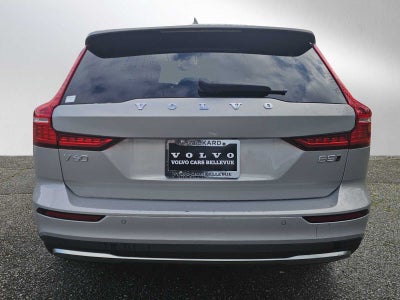 2025 Volvo V60 Cross Country Plus