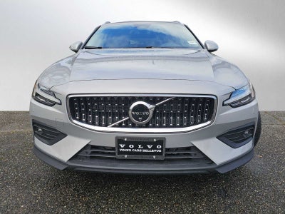 2025 Volvo V60 Cross Country Plus