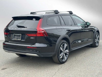 2026 Volvo V60 Cross Country Plus