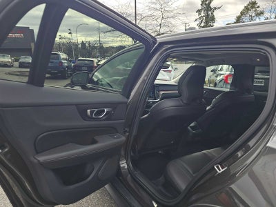 2025 Volvo V60 Cross Country Plus