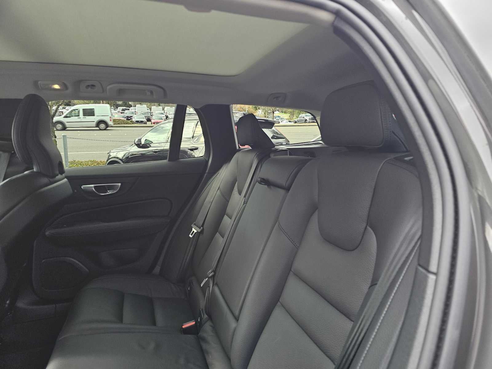 2025 Volvo V60 Cross Country Plus