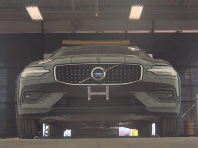 2025 Volvo V60 Cross Country Plus